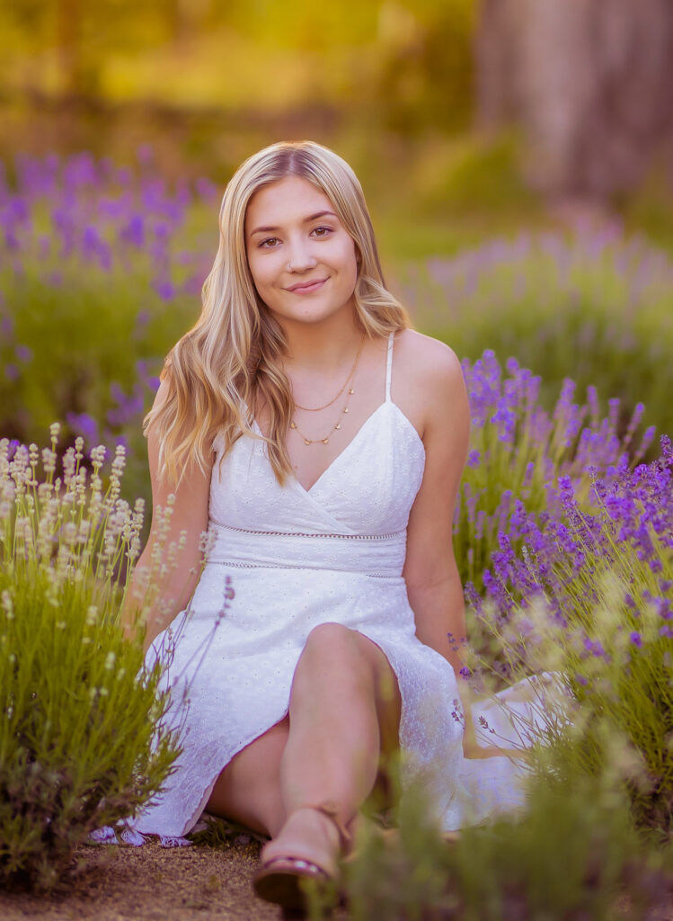 Emily_SeniorPics-2368-Edit-2_(2)